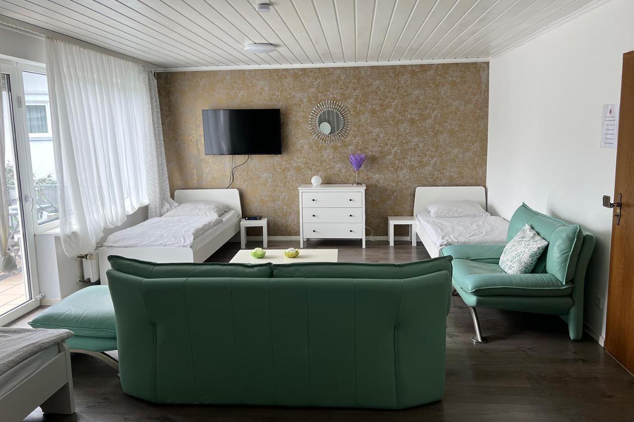 Cozy Worker Apartments Niederkassel Exterior photo