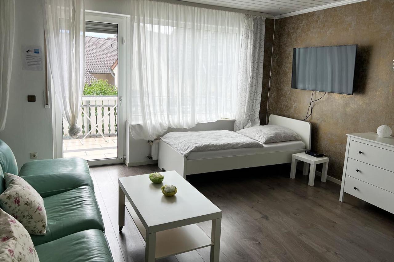 Cozy Worker Apartments Niederkassel Exterior photo